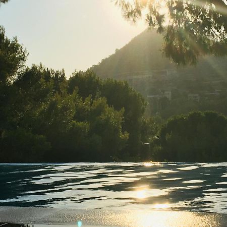 Villa Tranquility Лагонисси Экстерьер фото